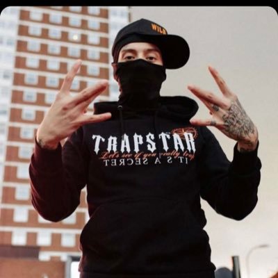 JakeHazell12's profile picture. 
