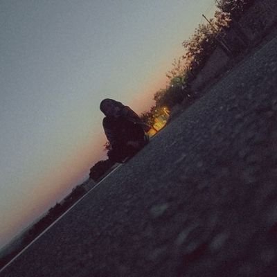الهم عجل لولیک الفرج♥️
ارشد روانشناسی📚
انا رافضی و افتخر 😎😎