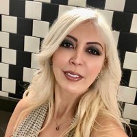 Simone Derayeh(@simonederayeh) 's Twitter Profile Photo