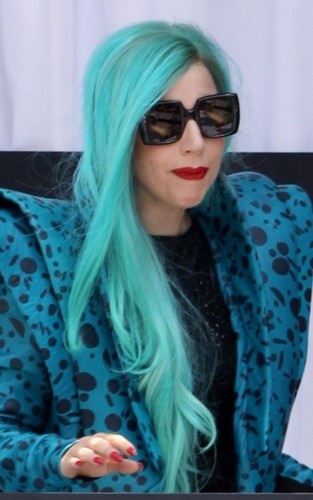 TheEdgeofGaga1's profile picture. 