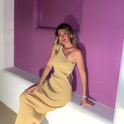 minaakaya's profile picture. •dyt