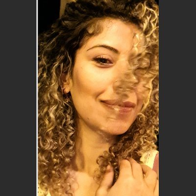 gulginyildirim's profile picture. 