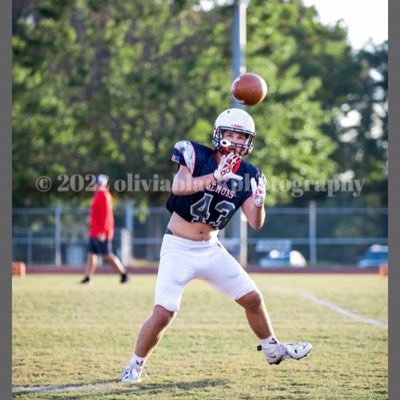 c/o 2026 6'2 || 200⚾️ @LEDemon_Basebal/1B/RHP. 🏈 LB/TE 📧 ethancastles2008@gmail.com