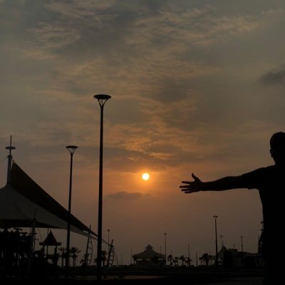 gh_areeb33's profile picture. مهما يحدث ، ابتسم وحاول ان تبقى شخصًا جيدًا ..