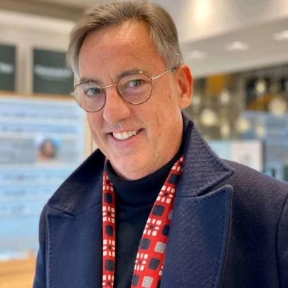 Derrick50050's profile picture. I'm Derrick Smith and I'm a happy and honest man, I'm here for fun 
It's my pleasure to have you within 🤝 
I would love to share with you a topic I believe wi