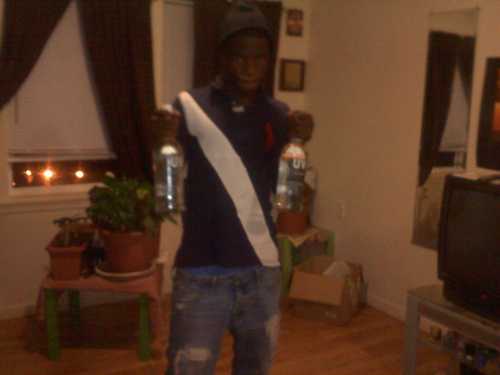 FeTTiBoY_MuLaYG's profile picture. money ova chickens anytime anywhere you put chickens ova money youll be lying in a square #RIPTY we miss you broly