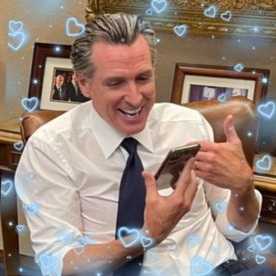 𝐀𝐦𝐞𝐫𝐢𝐜𝐚…𝐰𝐡𝐨’𝐬 𝘺𝘰𝘶𝘳 𝐝𝐚𝐝𝐝𝐲?

Republicans don’t want you to know what a tasty snack Gavin Christopher Newsom is. What are they afraid of???