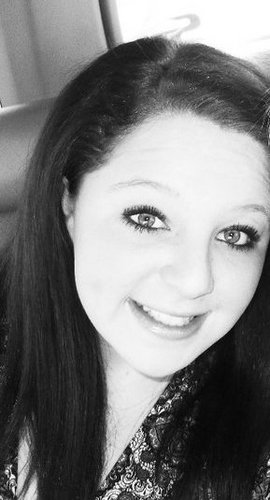 Hey, im Lauren. I am from alabama. And i am 16 years old (: