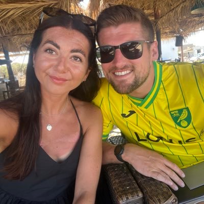 ollyrhomson3009's profile picture. Anyone got a spare knee I can borrow?