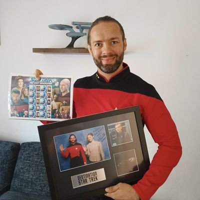 The biggest Star Trek Stamps collection in the Alpha Quadrant! 🖖
I'll tweet a #StarTrekStamp every day! #IDIC he/him ❤️