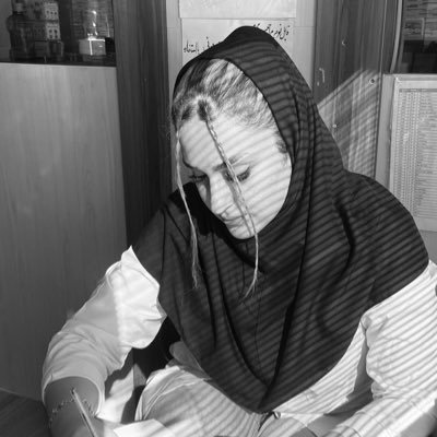احساس درختی را دارم که در مسیر کارخانه ی چوب بری قرار گرفته است... 🥺❌