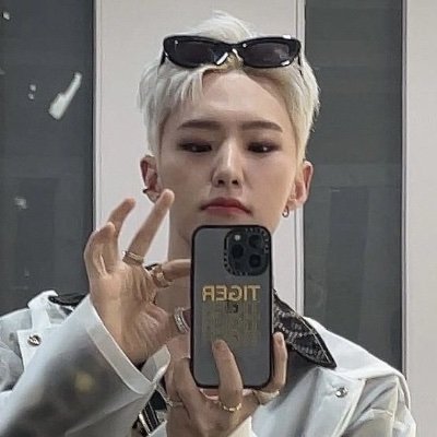 4soonwon's profile picture. 