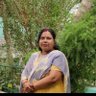 RadhaPyariRawa4's profile picture. अटेवा प्रदेश संयुक्त मंत्री
बिजली जब चमकती है ,आसमान बदल देती है।
धरती जब दरकती है,सीमान्त बदल देती है।
आंधी जब उडती है,दिन रात बदल देती है।
नारी जब गरजतीहै..।।