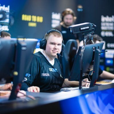 🇷🇺 Professional CS player https://t.co/fFsvEPs5h4 https://t.co/X7dYqsD3Yu…