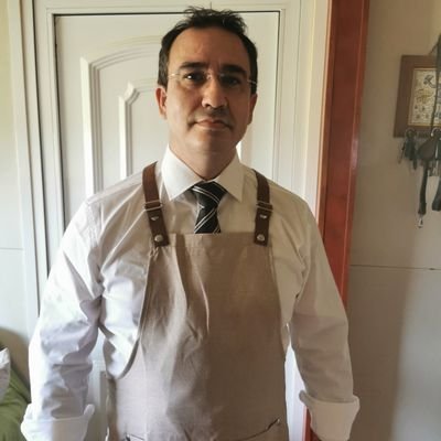 Restaurant revenue management
Tourism teacher
Entrepreneur
Cetrero