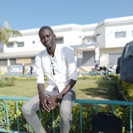 FAYEALY7's profile picture. 