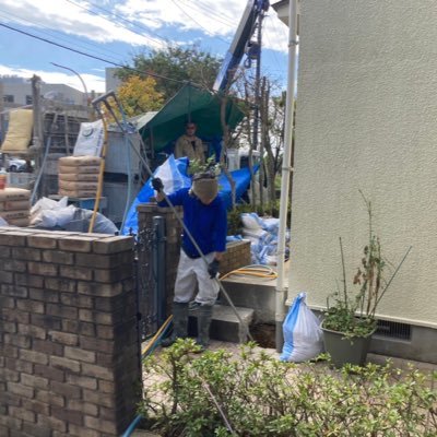株式会社横浜グラウトの公式アカウント 特許工法により地盤改良や建物沈下修正、店舗工場などの床上げなどを行っている会社 実績1400件、再沈下事例なし 全国対応 #地盤沈下 #地盤改良 #沈下修正 #ハイブリッド工法 #建物沈下修正 #家の傾き修正 #床の沈下修正 #工場店舗床版沈下修正 電話0120-182-221