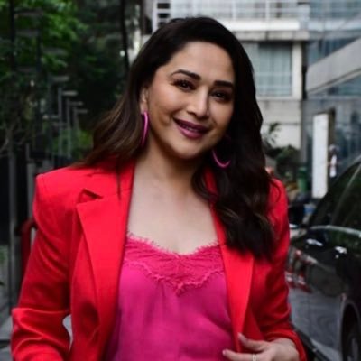 A FanClub which is dedicated to the most beautiful woman in this World The Queen Madhuri ( @MadhuriDixit )! https://t.co/dZREUjb8Vw