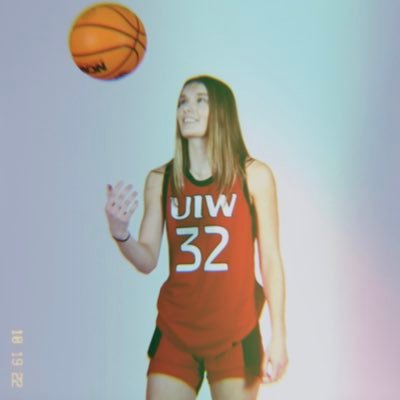 • uiw wbb •