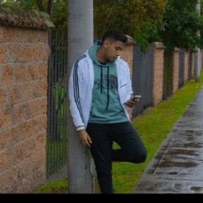 CamiloM52341582's profile picture. 