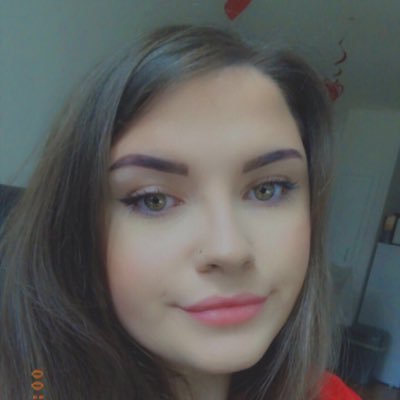 EmmaHandover's profile picture. 20, UK