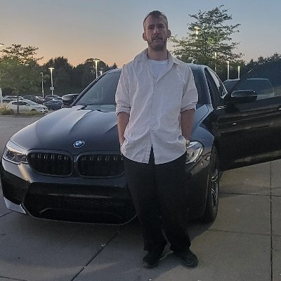 RobertP79032994's profile picture.
