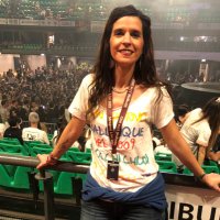 Elena (@elenared2712) 's Twitter Profile