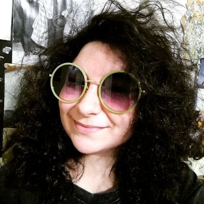 ✡️ She/Her | Fanfic Writer 💻 | ❤️ Dragon Age & Critical Role | Cat Mom🐈 | Here to fangirl 🤩 and the pretty arts 🎨