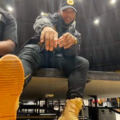 You only got 1 life to live so live it to the fullest with no REGRETS . . . Don't like it Fuck Yo Feelings!!! Northwestern T&F Instagram: Kid_Phlash