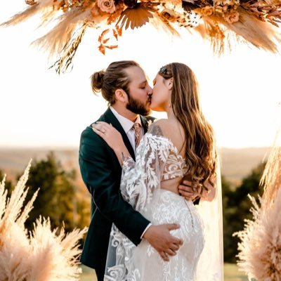 Jordi_Hall's profile picture. body by cheez-it