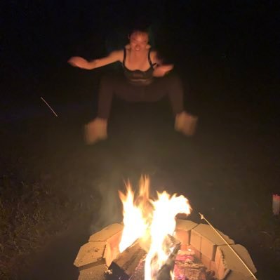 flyinpaprcranes's profile picture. Poet and Futurist.