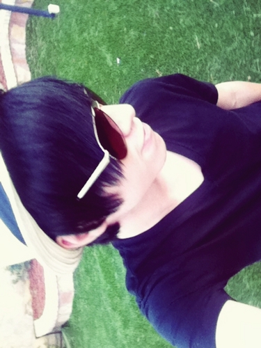 enddddd12xy's profile picture. Hi, im Mikey and i cant ride a bike.