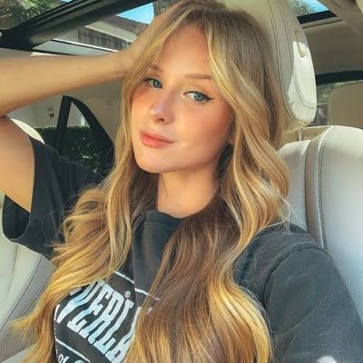 tracy_lopez098's profile picture. When you have a dream, you've got to grab it and never let go.