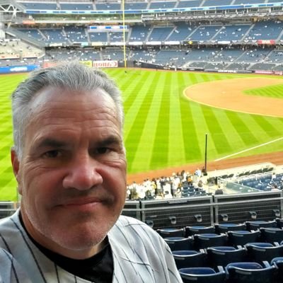 Yonkers native, Fordham grad, National Parks hiker, Dad, Green Day/Blink-182 (Seniors Fan Club) and Yankees Fan. Not necessarily in that order.