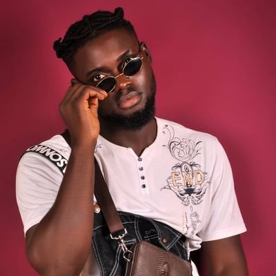 Stanley Ifeanyichukwu known professionally as Larjoo Biggi is a Nigerian singer-songwriter, rapper, entertainer and a recording artist.

WELCOME TO THE TEAM