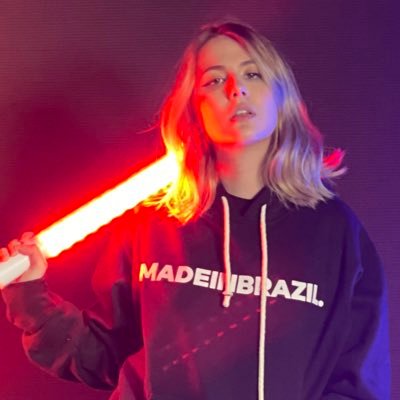 Protagonista do canal “Robertinha” 💙Criadora de conteúdo at @mibr 📧