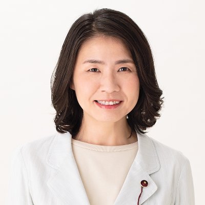 前杉並区議会議員(一期)2023区議選は21票差で議席に届かず。
統一協会は解散❗市民と野党の共闘はこれからも続く❗
旧浦和市出身。職歴は埼玉土建、古着屋バイト、住友生命、派遣、阿佐谷保育園事務。
権力に憲法を守らせろ❗脱原発❗消費税減税❗辺野古を守れ❗物価高騰対策❗被災地支援❗杉並区の岸本区政を前へ❗
ガザ即時停戦！