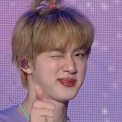 Lizz286's profile picture. 🐹🐨