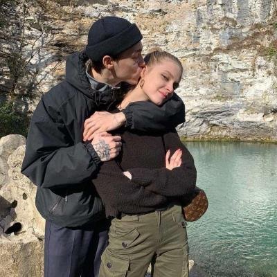 HobartRoland7's profile picture. RWA, DeAI, and NFTs
A great combination to take traditional finance down