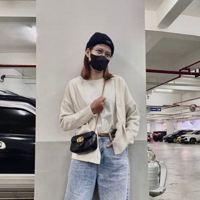 furirain_'s profile picture. Yaa... kalau bisa diceritakan kenapa musti dipendem sendiri, kan?!