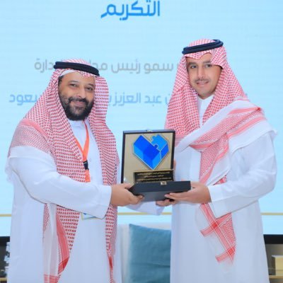 استشاري طب النمو والسلوك ،بروفيسور مشارك ، الزمالة الكندية في تطور وسلوك الأطفال والمراهقين،باحث ،حساب شخصي