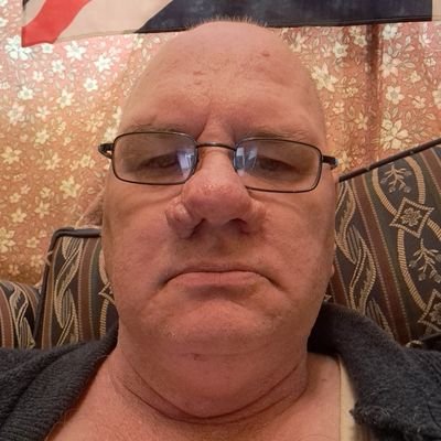 big james wade fan, and fellow leftie n player, goin through chemo for myelofibrosis rare leukemia treatment no cure , and man city supporter .