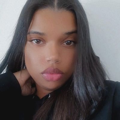 osmf_'s profile picture. 🇵🇹🇪🇸🇦🇴 | ig: osmf_ | 👻 oriannasmf