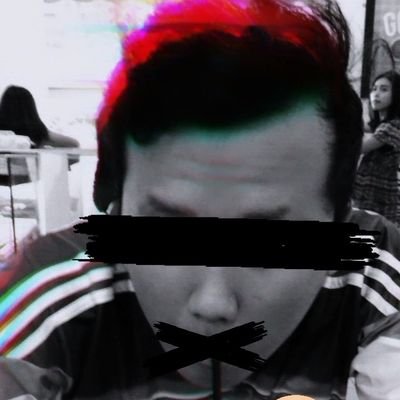 punotdead's profile picture. What if i'd rather snack than a rattle snake sneak next 🐍🐍 | sometimes making pun but always talk about football | 🚍