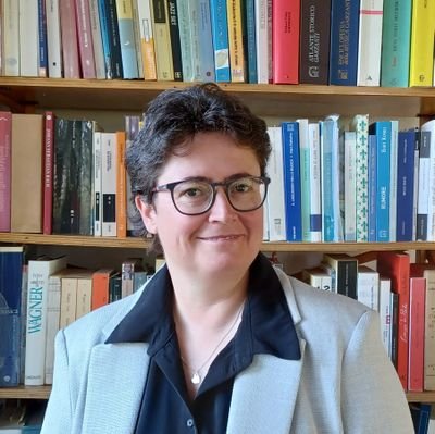 Organizzatrice di eventi culturali ed editore.
Pianista per passione.
@EdizioniLemus
@AssKite