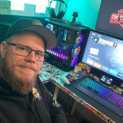 Moin ihr lieben 👌🏻 ich bin Daniel bin Level 35 und Gamer durch und durch :) Epic Creator Code 6662MH
