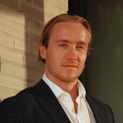 Norwegian Economist and Entrepreneur.
Tweets on Space, Finance & Blockchain.

#Bitcoin | @exxpio | #HIVE