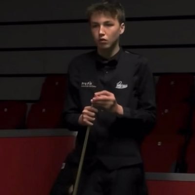professional snooker player