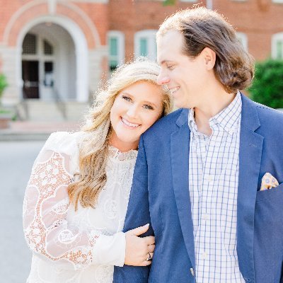 @ClemsonUniv alumx2 | #HigherEd | college football, @dunkindonuts, reality tv, Harry Potter & truecrime podcast aficionado | Leslie Knope wannabe | #dogmom