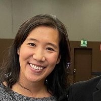 Laura Huang (@proflaurahuang) 's Twitter Profile